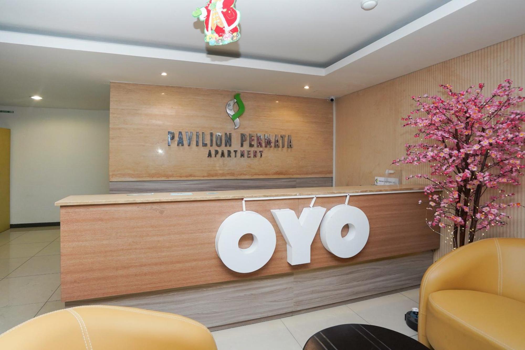 Super Oyo Capital O 91962 Pavilion Permata Surabaya Kültér fotó